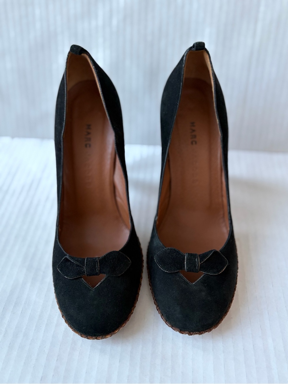 Marc Jacobs Peep Toe Bow Suede Pumps Size 8